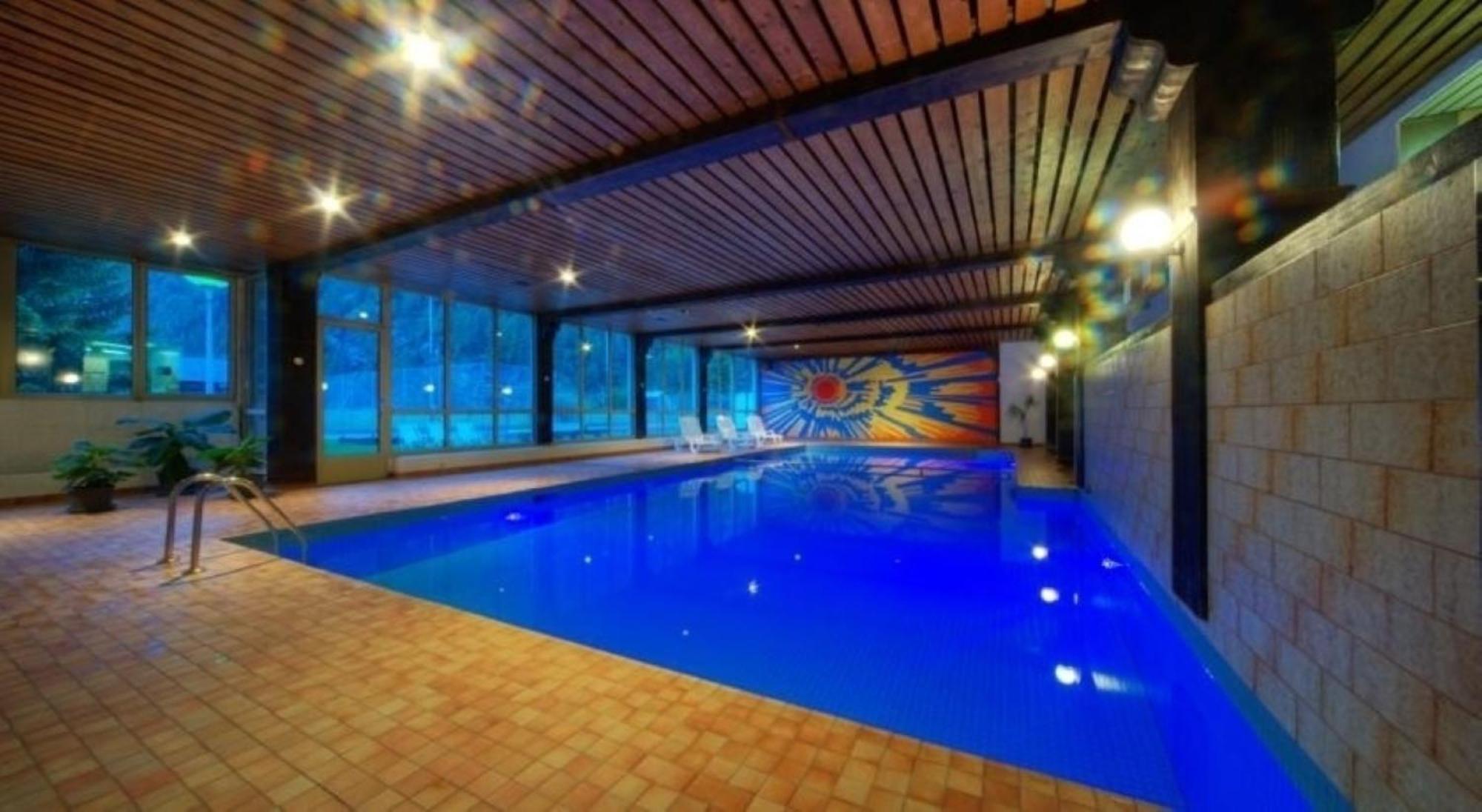Moderne Dachwohnung Naehe Zermatt Mit Balkon Täsch Zewnętrze zdjęcie